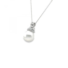 Load image into Gallery viewer, White Gold Diamond and Pearl Necklace
